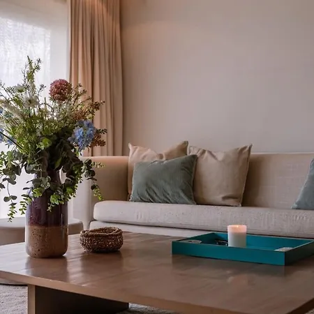 Apartment Spacious And Modern For 8 Persons With Parking In Koksijde