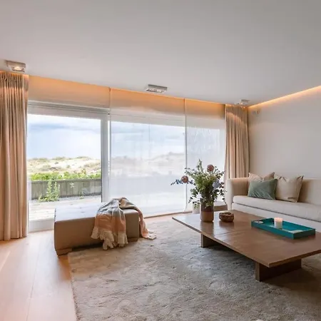 Spacious And Modern For 8 Persons With Parking In Koksijde